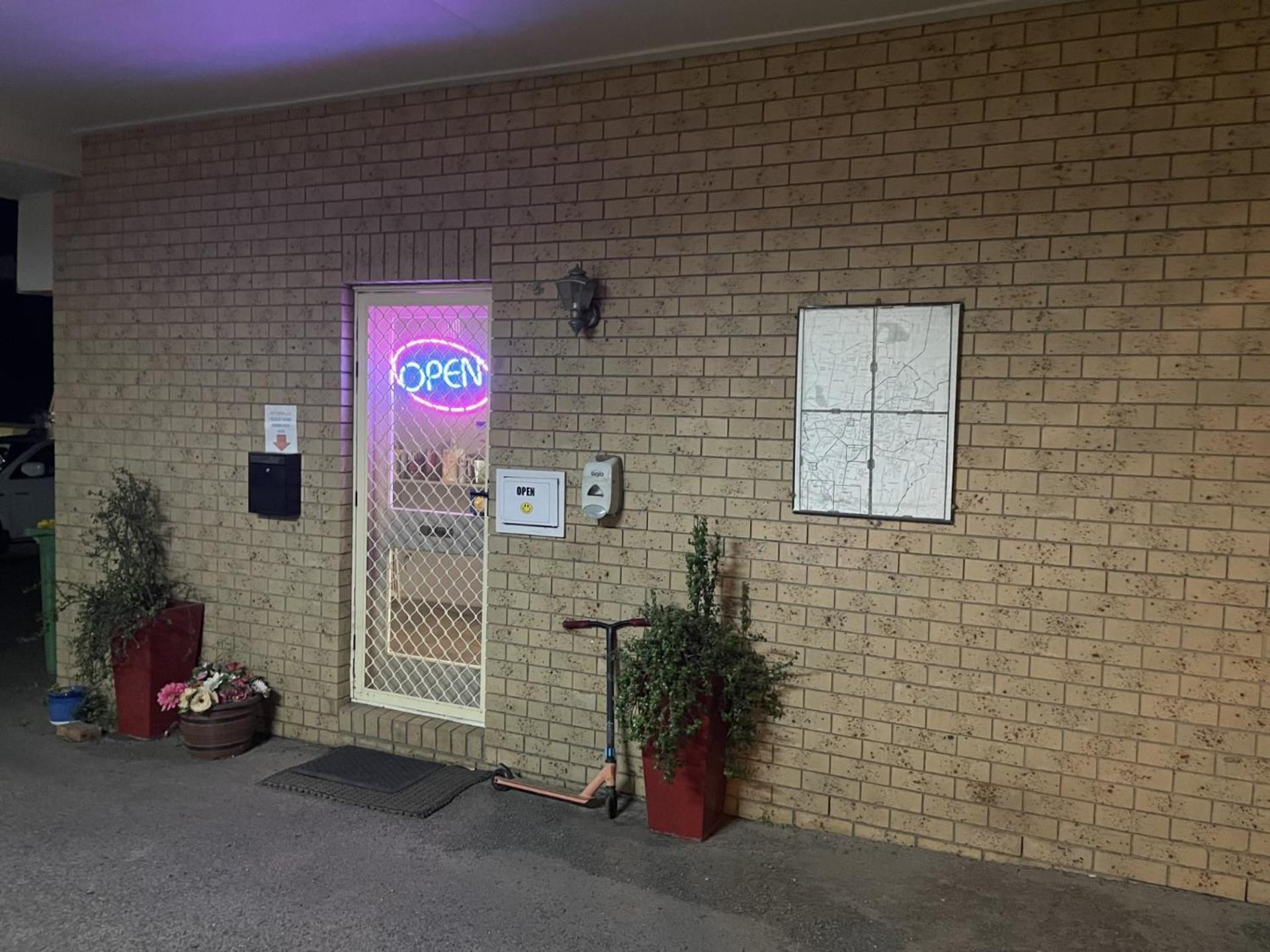 ハットンベール モーテル Hatton Vale エクステリア 写真